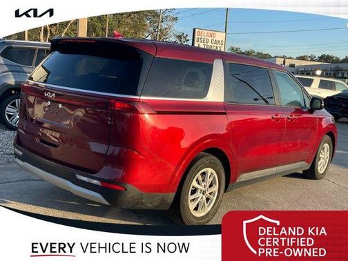 2024 Kia Carnival LX