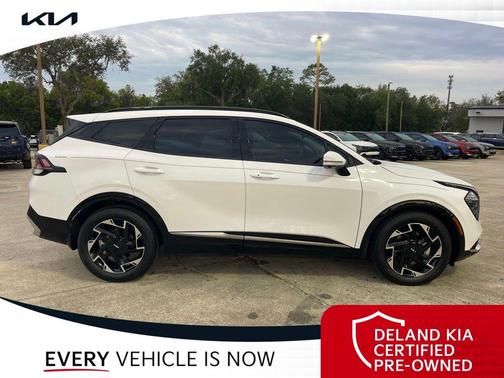Glacial White Pearl 2024 Kia Sportage SX-Prestige