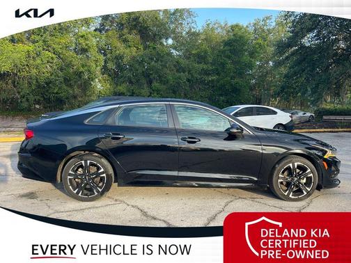Ebony Black 2022 Kia K5 GT-Line