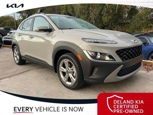 2022 Hyundai KONA SEL