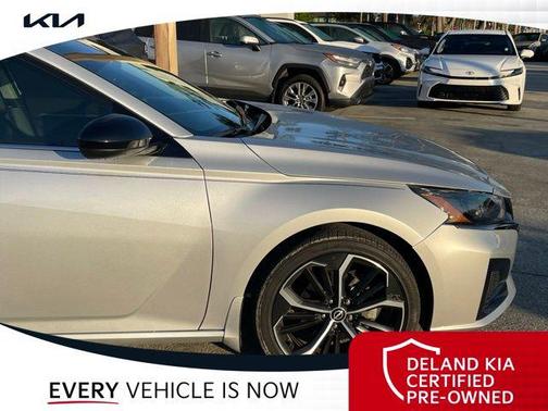 2024 Nissan Altima SR FWD