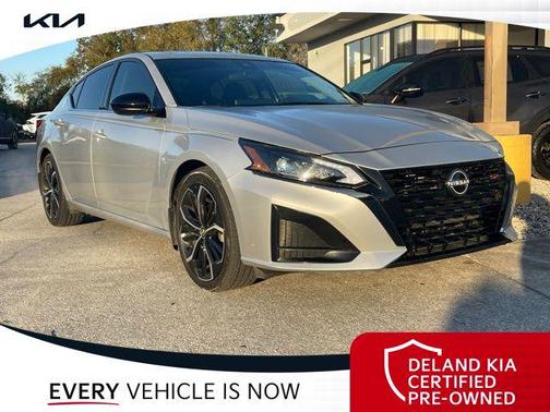 2024 Nissan Altima SR FWD