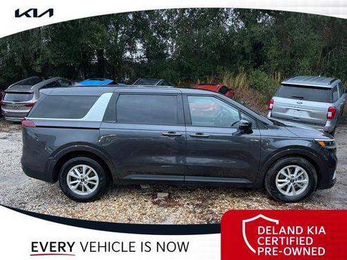 2024 Kia Carnival LX