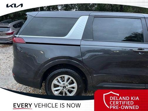 2024 Kia Carnival LX