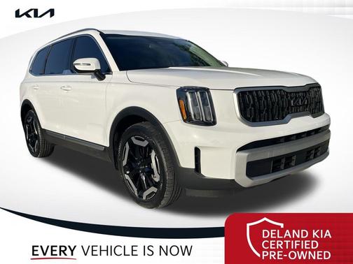 Glacial White Pearl 2024 Kia Telluride EX