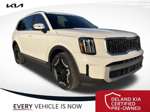 Glacial White Pearl 2024 Kia Telluride EX