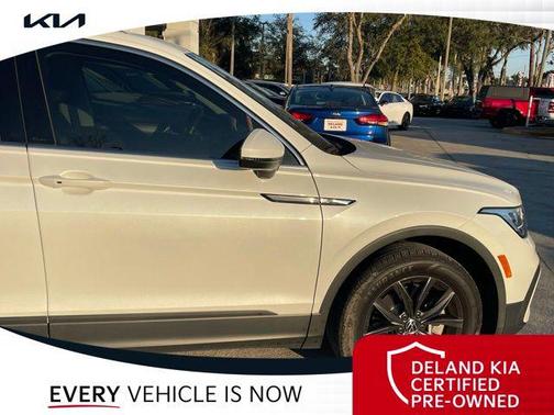 2023 Volkswagen Tiguan 2.0T SE