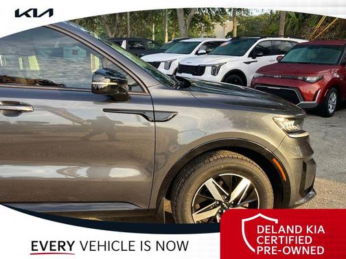Gravity Grey 2022 Kia Sorento S