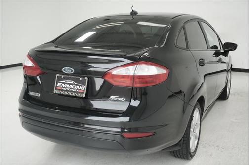 2015 Ford Fiesta SE