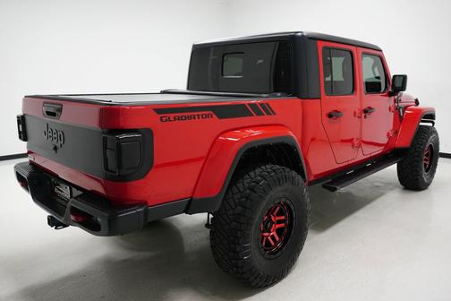 2021 Jeep Gladiator Willys