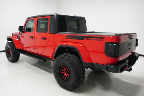 2021 Jeep Gladiator Willys