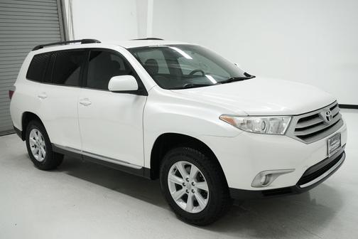 2013 Toyota Highlander SE