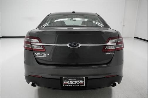 2018 Ford Taurus SE