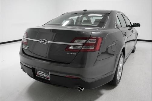 2018 Ford Taurus SE