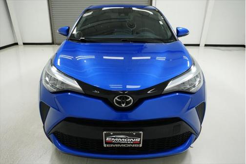 2022 Toyota C-HR XLE