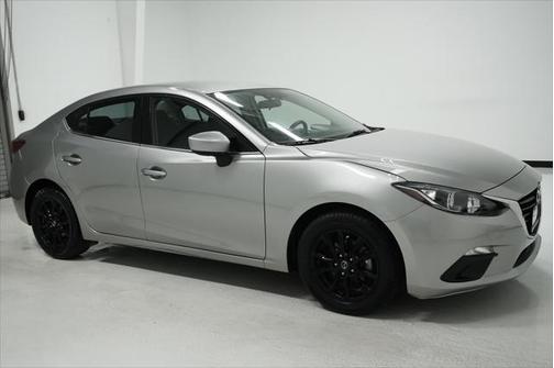 2016 Mazda Mazda3 i Sport