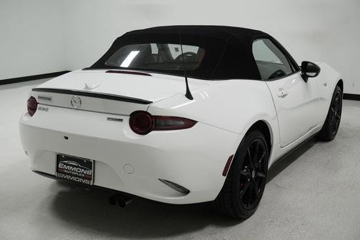 2021 Mazda MX-5 Miata Club