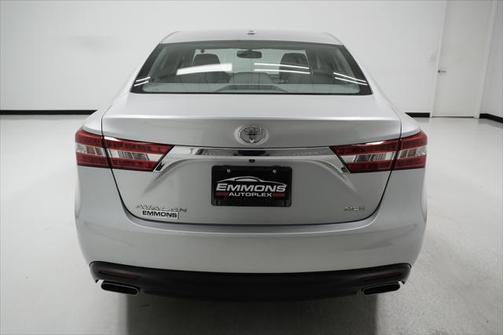 2013 Toyota Avalon XLE