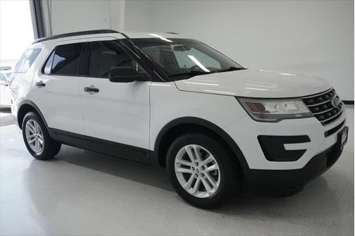 2017 Ford Explorer Base
