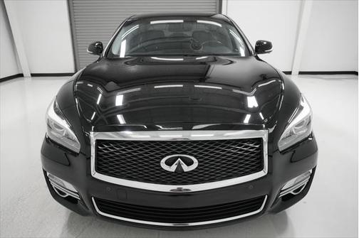 2019 INFINITI Q70 3.7 LUXE