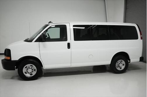 2016 Chevrolet Express 2500 LS
