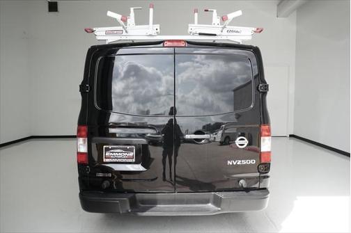 2021 Nissan NV Cargo NV2500 HD S V6