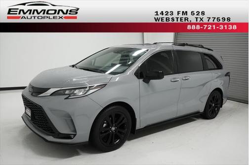 2023 Toyota Sienna XSE 7 Passenger