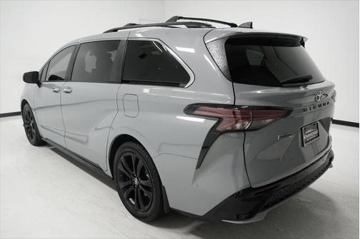 2023 Toyota Sienna XSE 7 Passenger