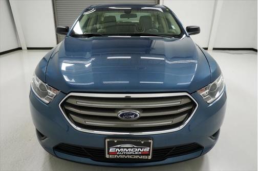 2018 Ford Taurus SE