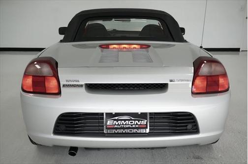 2001 Toyota MR2