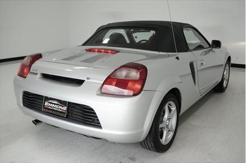 2001 Toyota MR2