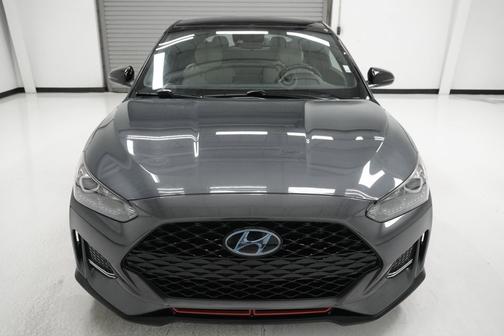 2020 Hyundai Veloster Base