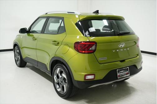 2021 Hyundai VENUE SEL