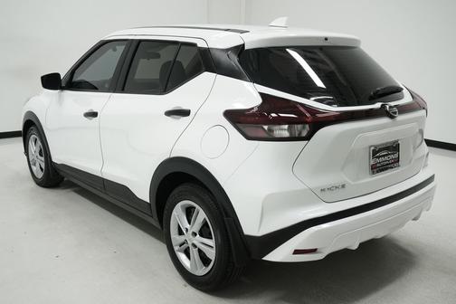 2021 Nissan Kicks S
