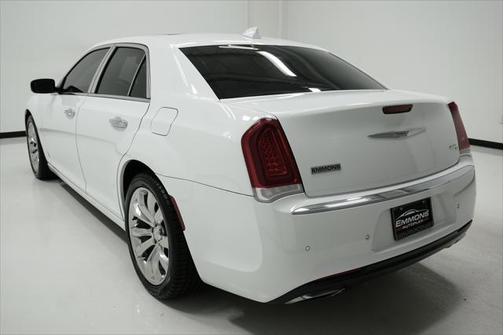 2016 Chrysler 300C Base