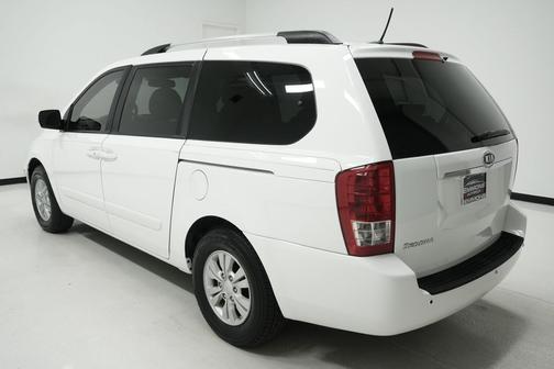 2012 Kia Sedona LX