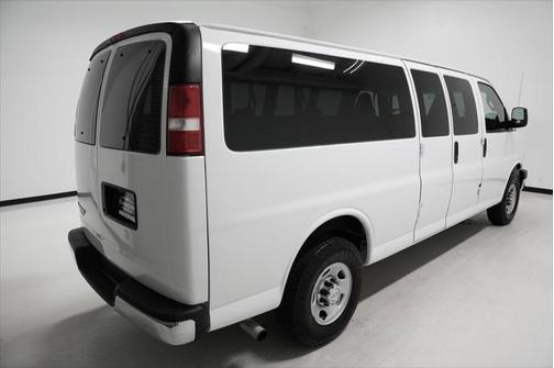 2016 Chevrolet Express 3500 LT