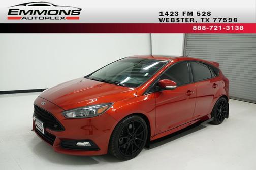 2018 Ford Focus ST Base
