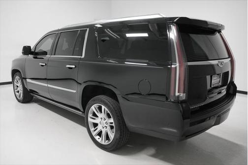 2017 Cadillac Escalade ESV Premium Luxury