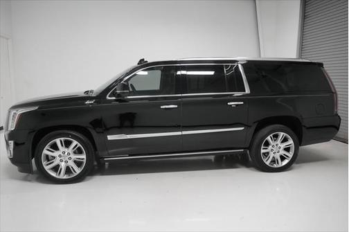 2017 Cadillac Escalade ESV Premium Luxury