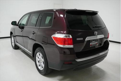 2011 Toyota Highlander SE