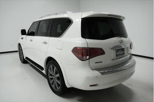 2017 INFINITI QX80 Signature Edition
