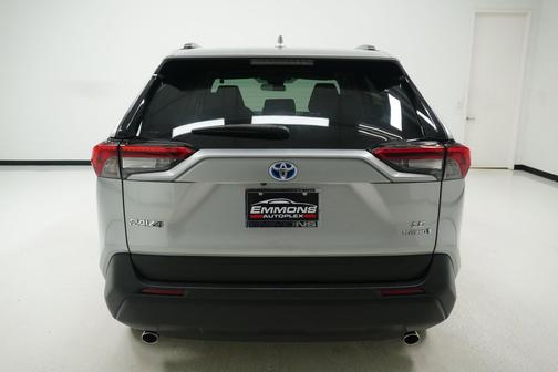 2022 Toyota RAV4 Hybrid LE