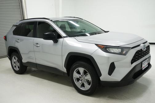 2022 Toyota RAV4 Hybrid LE