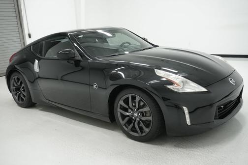 2017 Nissan 370Z Base