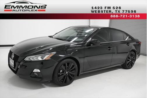 2022 Nissan Altima 2.5 SR