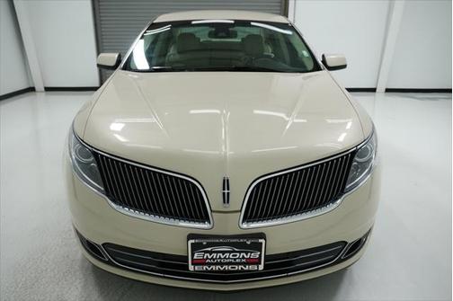 2015 Lincoln MKS Base