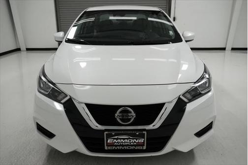 2022 Nissan Versa 1.6 SV