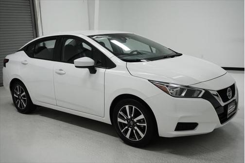 2022 Nissan Versa 1.6 SV