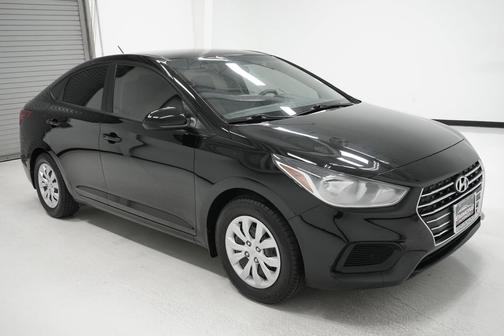 2022 Hyundai Accent SE